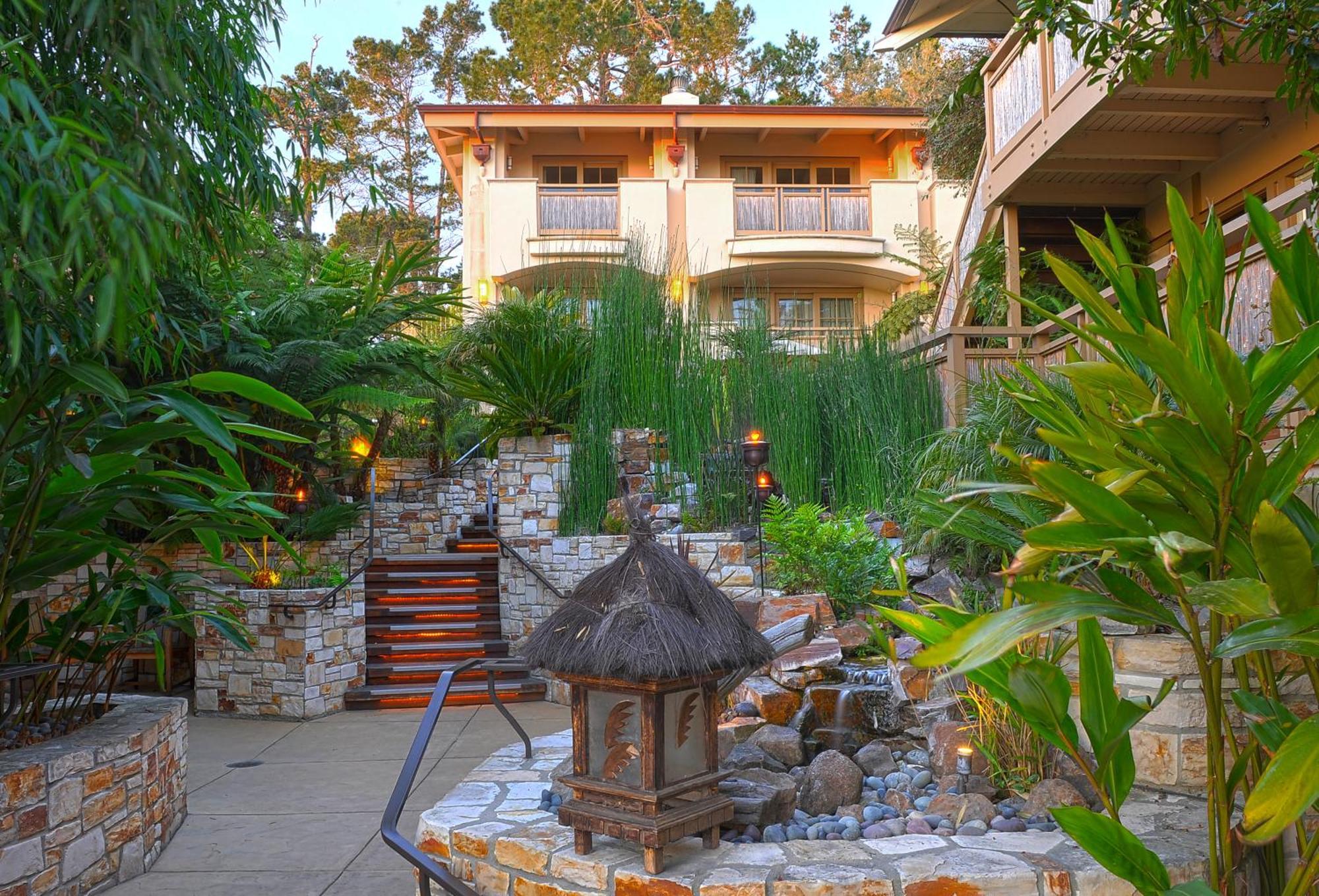 Tradewinds Carmel Hotel Exterior photo