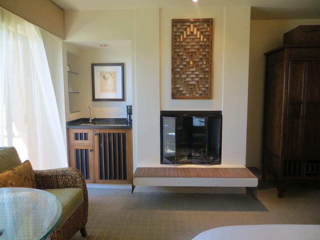 Tradewinds Carmel Hotel Exterior photo